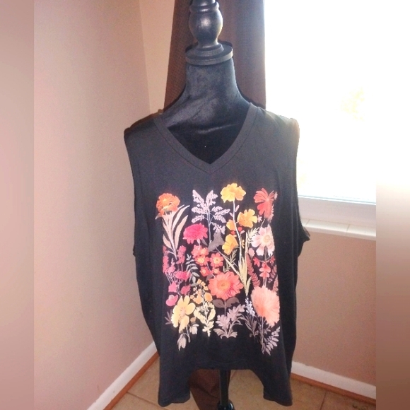 💰 NWT Shein Jeans & NWOT Llama Top & Floral Tank Blouse 3X Outfit Lot Womens - Picture 10 of 11